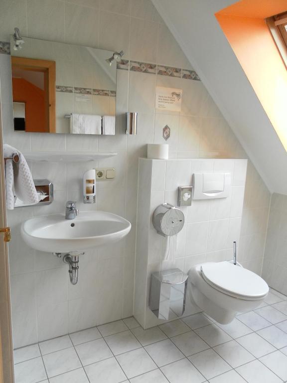 Landgasthof Asum Dasing Room photo